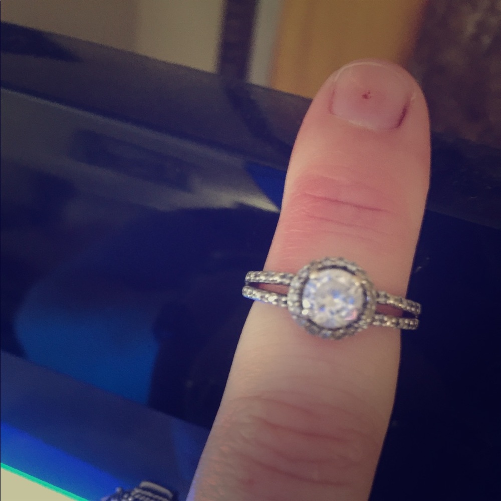 Cz and sterling ring size 6